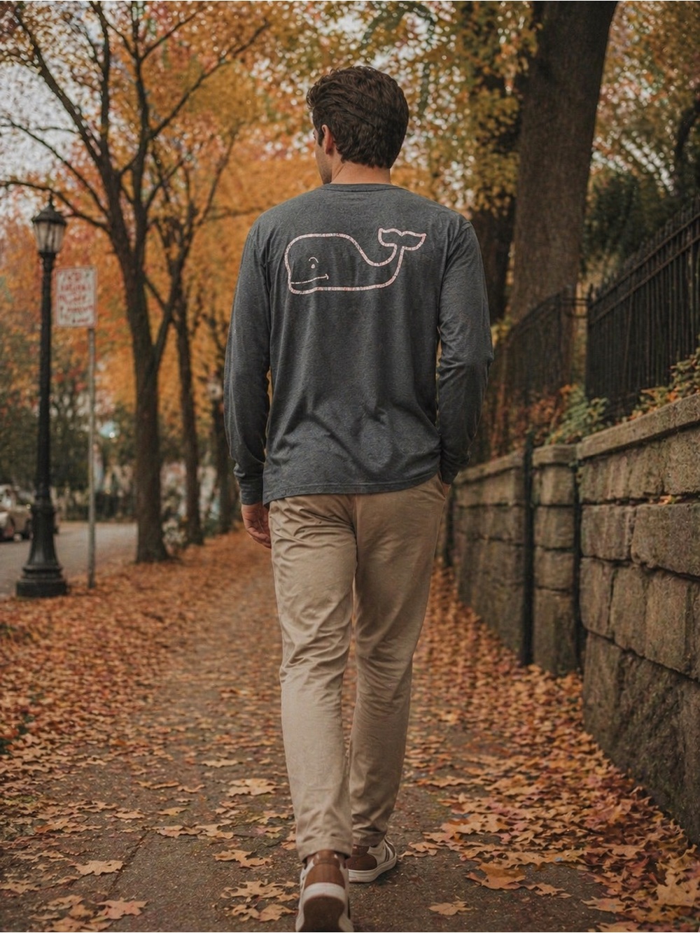 Vineyard Vines Long-Sleeve Whale Tee